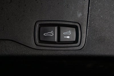 2022 Porsche Taycan Cross Turismo 4