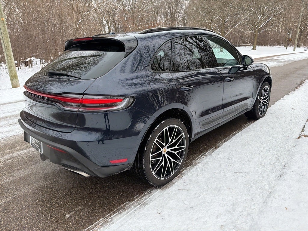 2023 Porsche Macan AWD