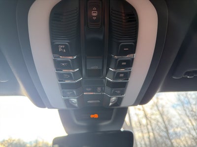 2023 Porsche Macan T