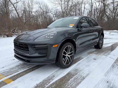 2022 Porsche Macan AWD