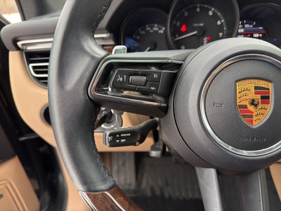 2022 Porsche Macan AWD