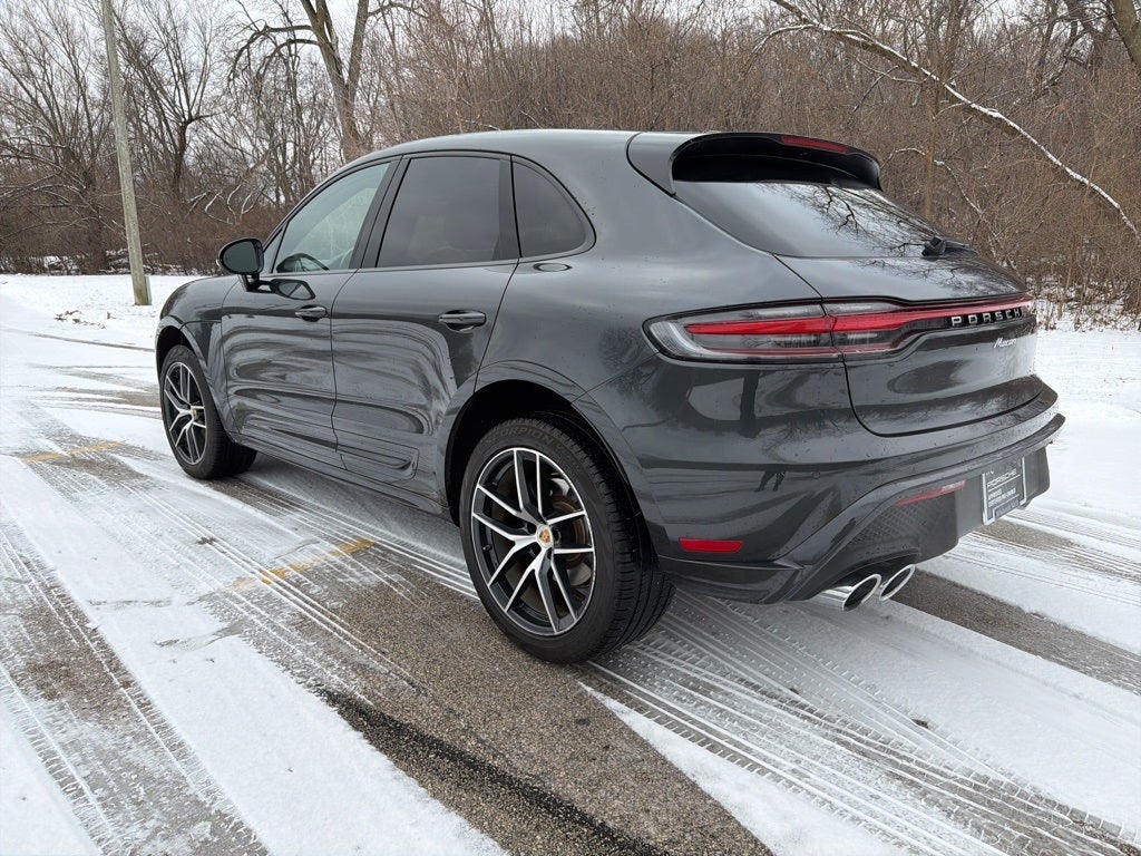 2022 Porsche Macan AWD