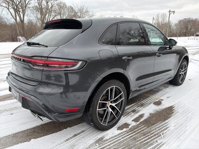 2022 Porsche Macan AWD