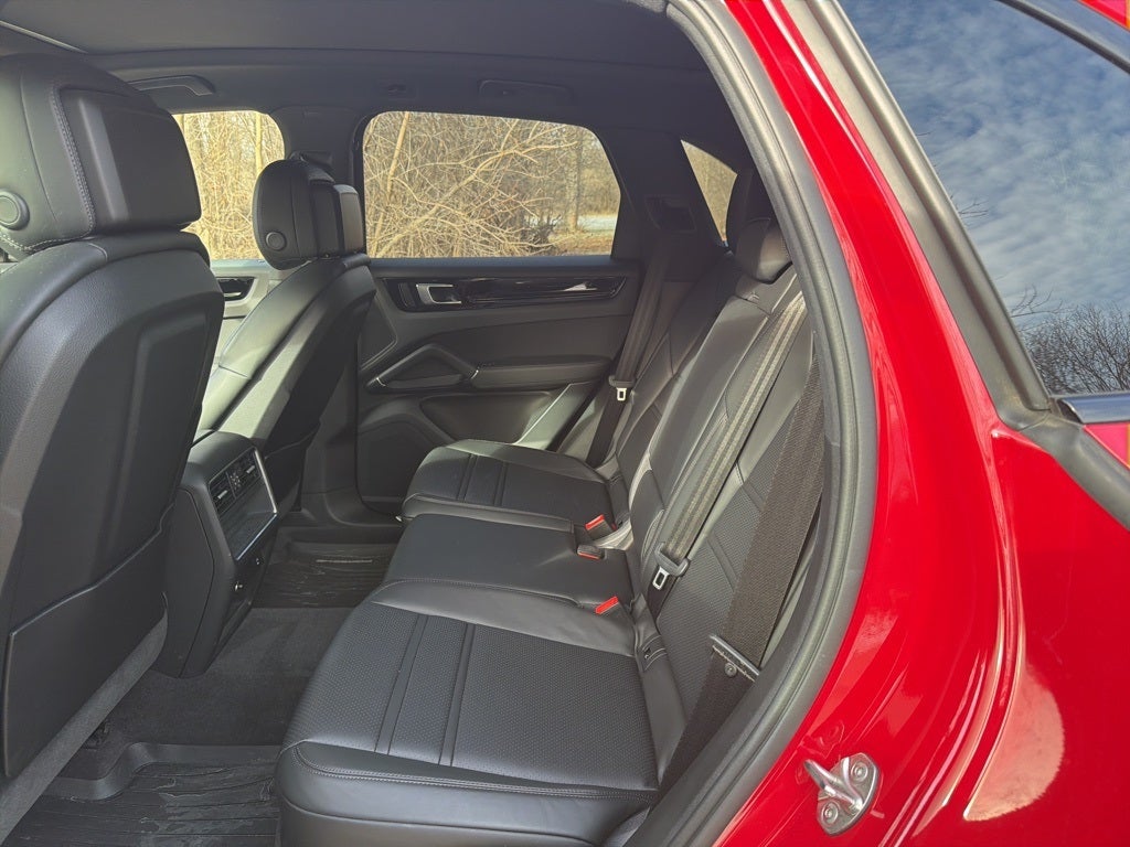 2023 Porsche Cayenne AWD