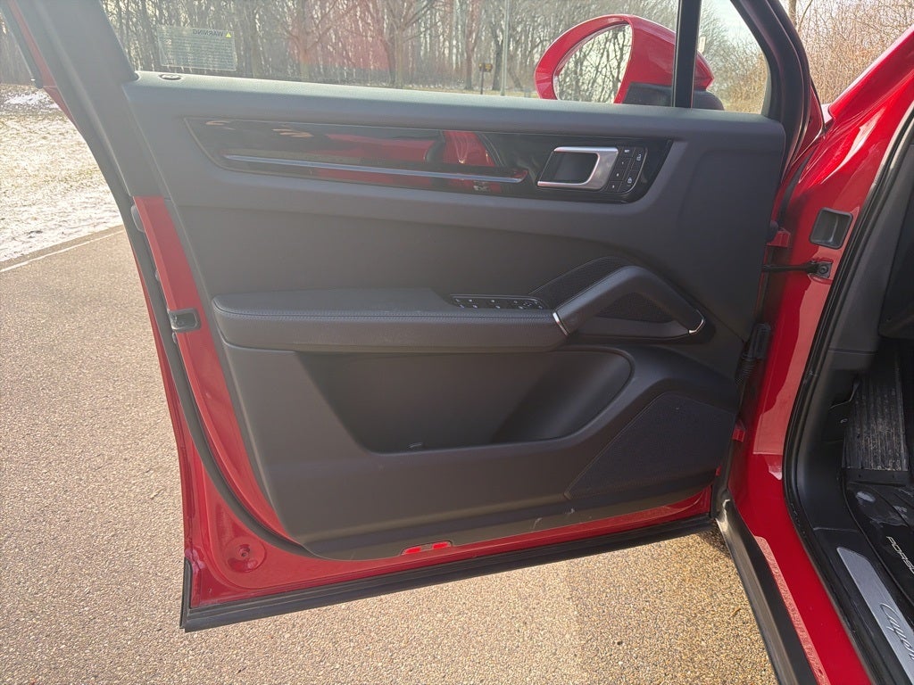 2023 Porsche Cayenne AWD