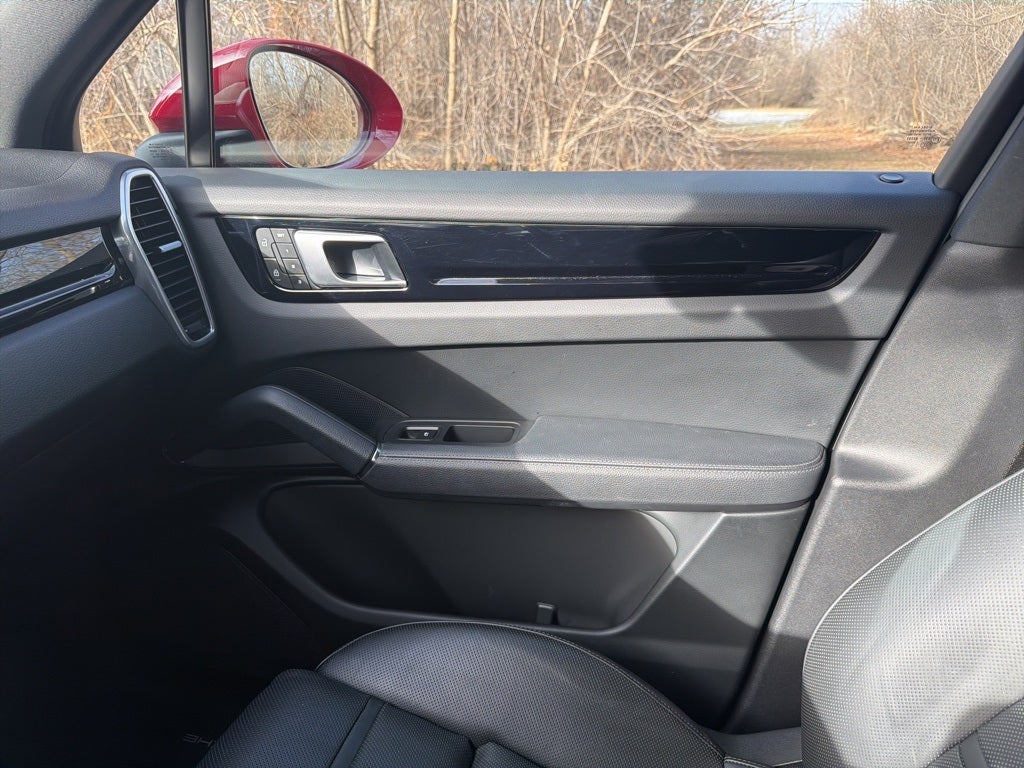 2023 Porsche Cayenne AWD