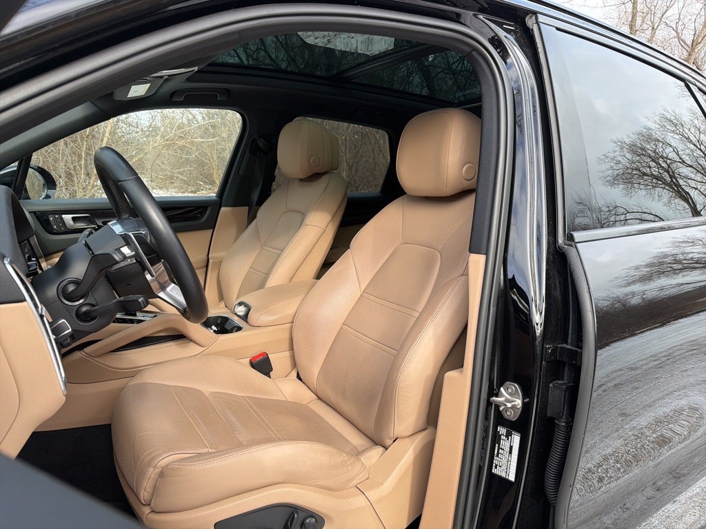 2023 Porsche Cayenne AWD