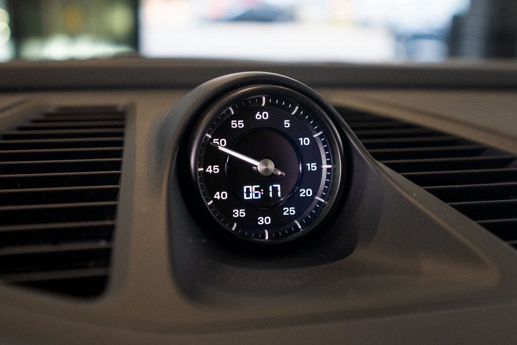 2025 Porsche Macan Electric Premium