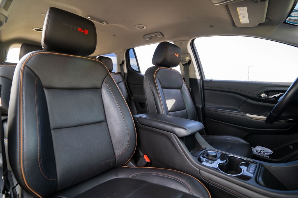 2020 GMC Acadia AT4