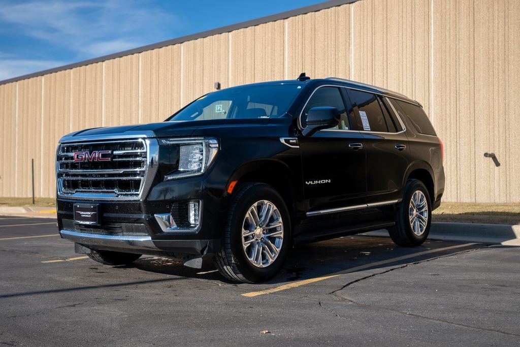 2023 GMC Yukon SLT