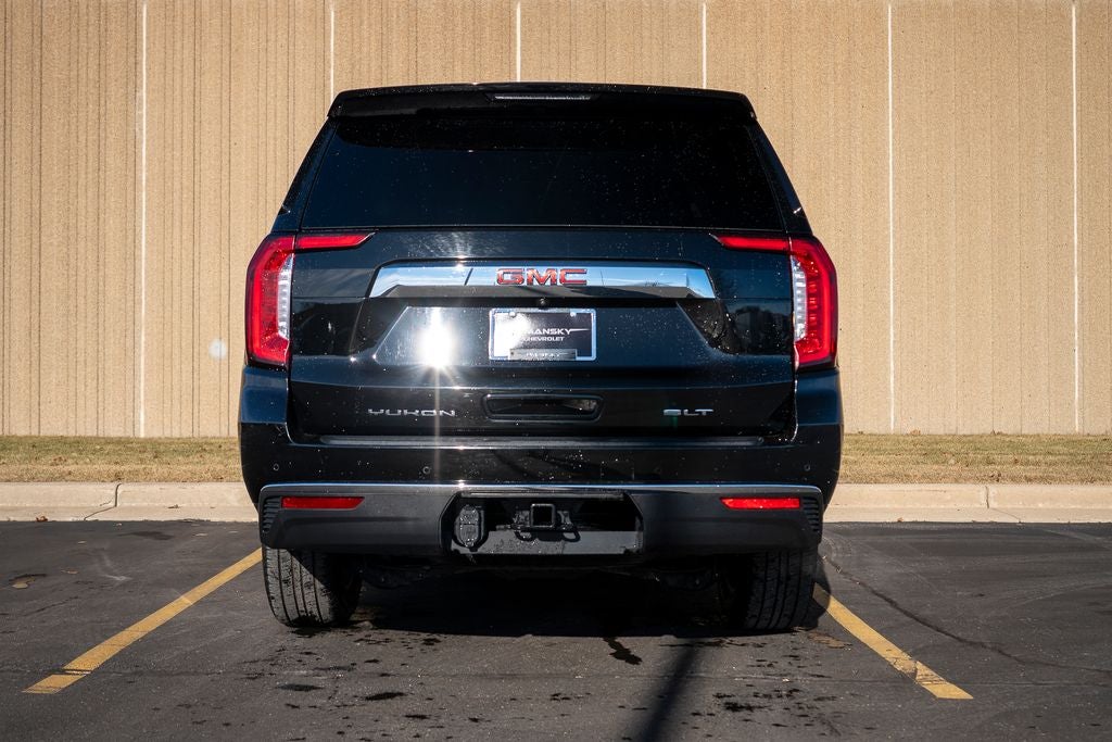 2023 GMC Yukon SLT