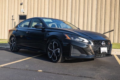 2023 Nissan Altima 2.5 SR