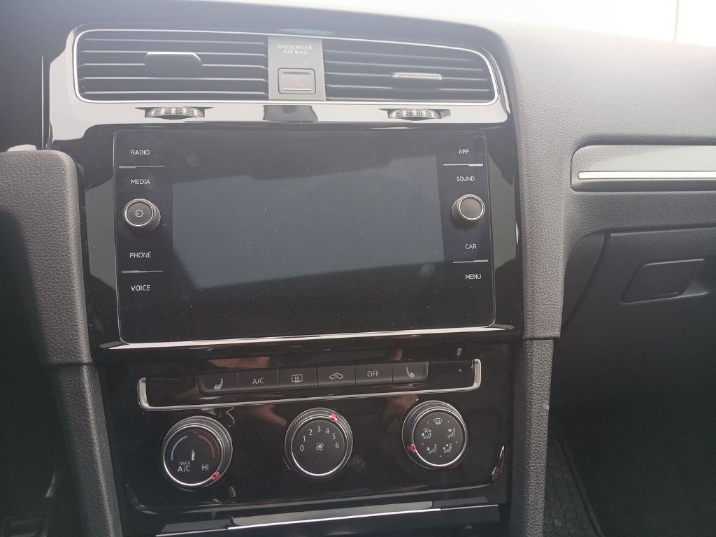 2018 Volkswagen Golf GTI 2.0T SE