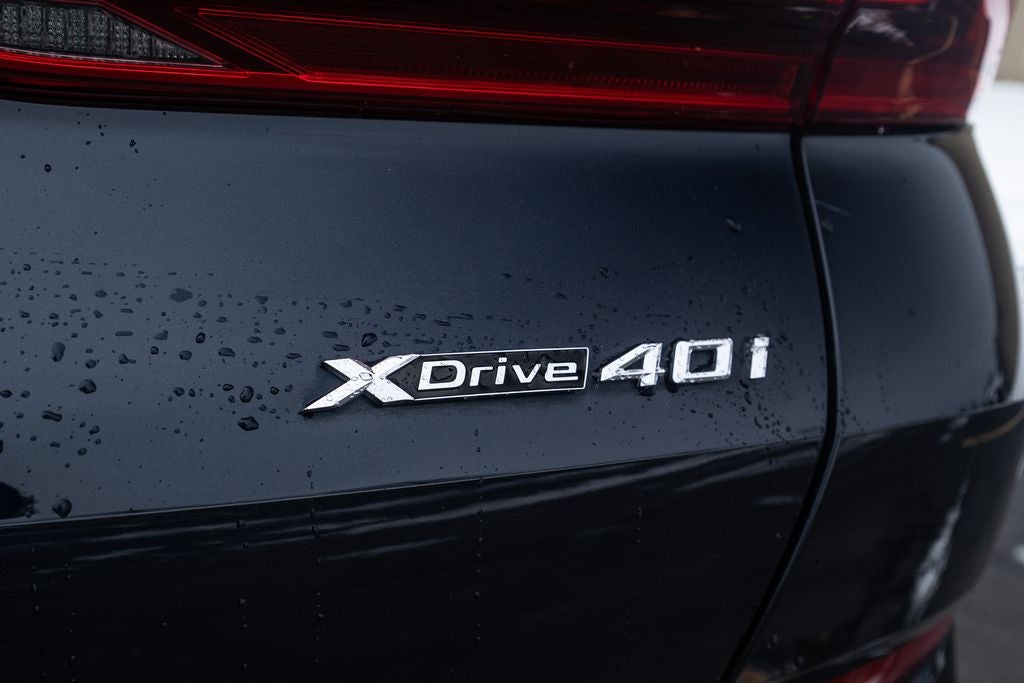 2022 BMW X6 xDrive40i