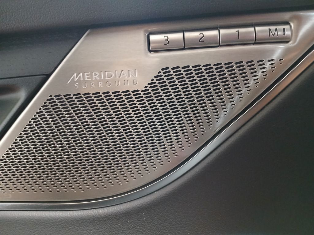 2025 Jaguar F-PACE P400 R-Dynamic S