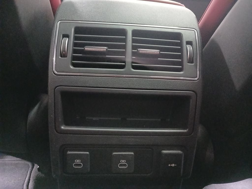 2025 Jaguar F-PACE P400 R-Dynamic S