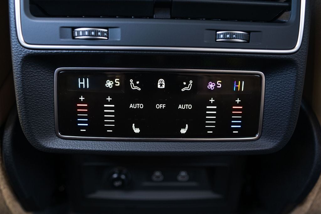 2025 Audi Q7 45 Premium Plus quattro