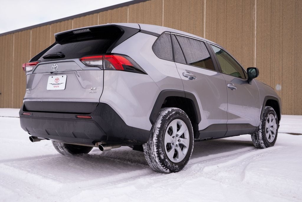 2024 Toyota RAV4 LE