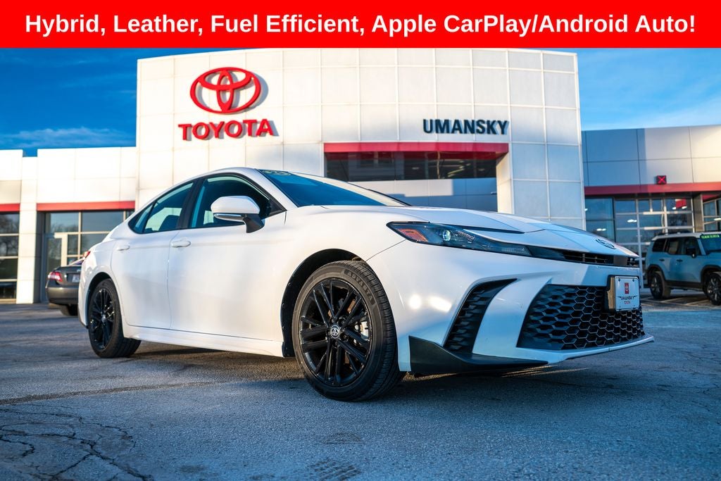 2025 Toyota Camry SE