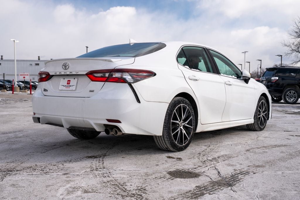 2021 Toyota Camry SE
