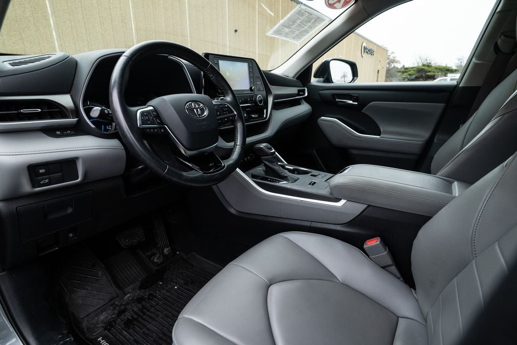 2020 Toyota Highlander Hybrid XLE