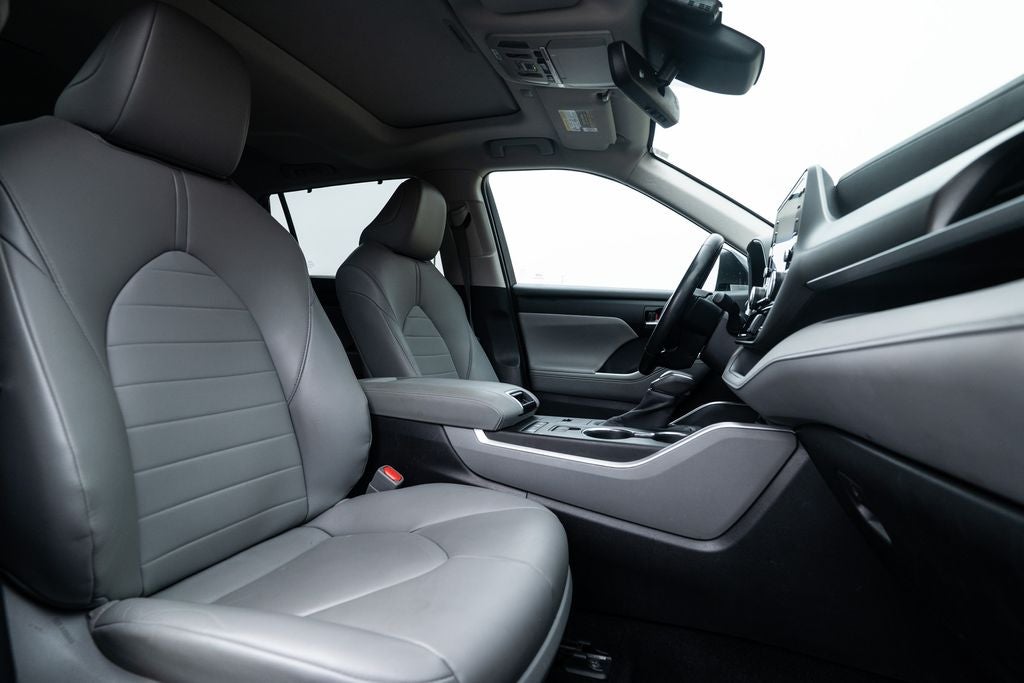 2020 Toyota Highlander Hybrid XLE