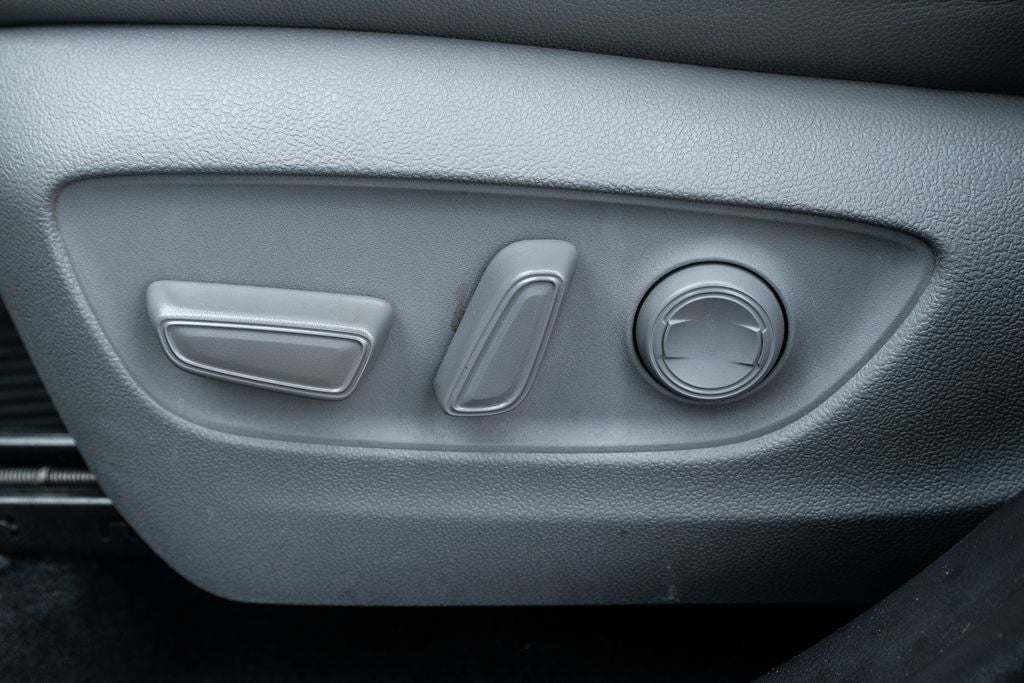 2020 Toyota Highlander Hybrid XLE