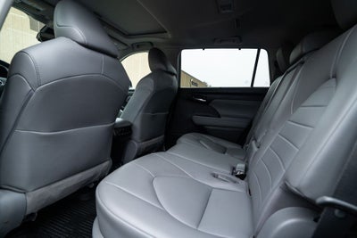 2020 Toyota Highlander Hybrid XLE