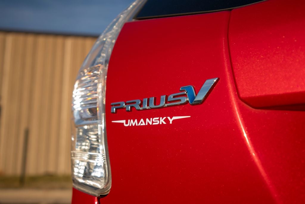 2013 Toyota Prius v Two