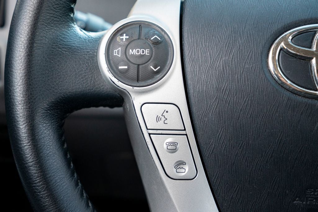 2013 Toyota Prius v Two