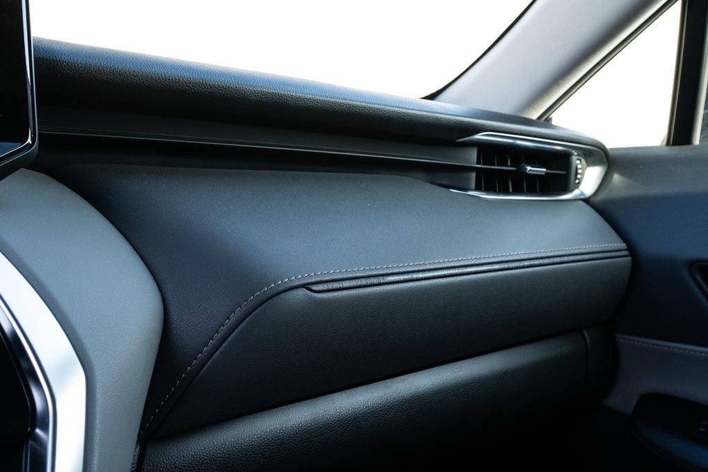 2022 Toyota Venza LE