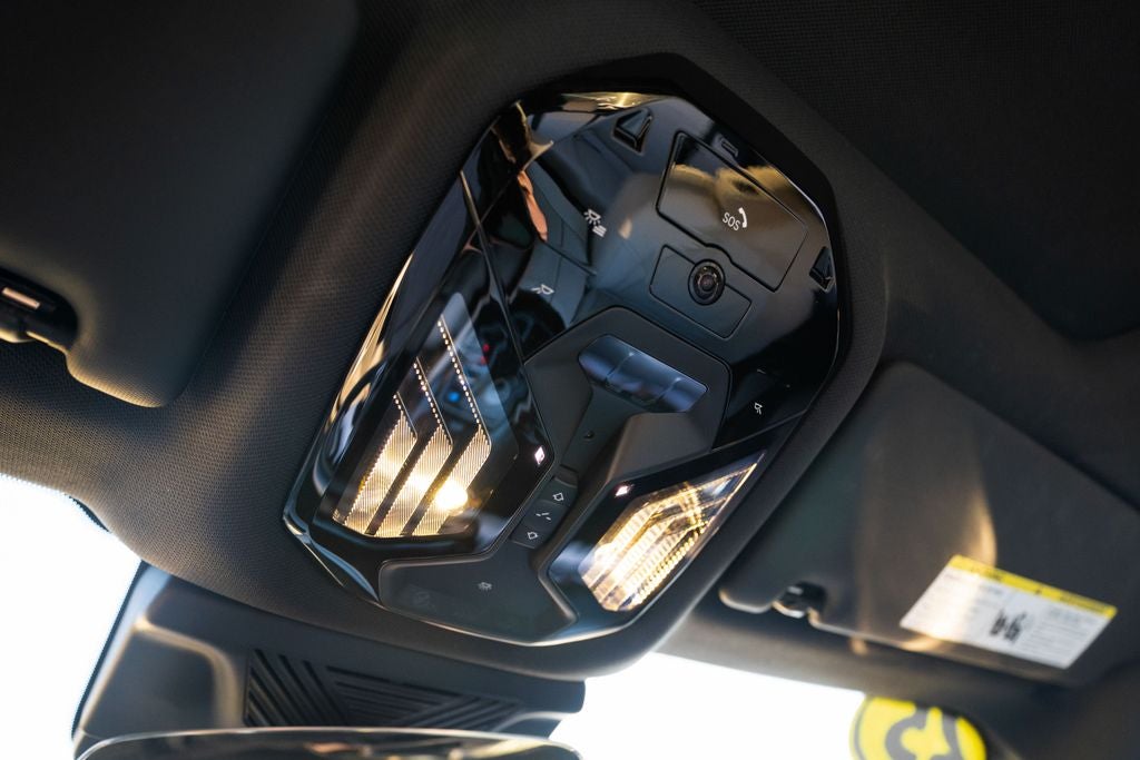 2025 BMW i5 xDrive40