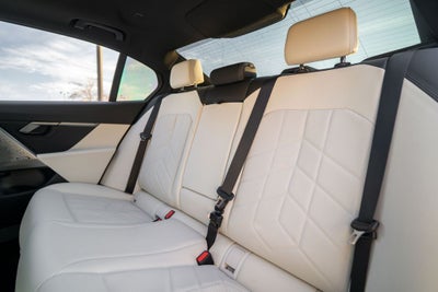 2025 BMW i5 xDrive40